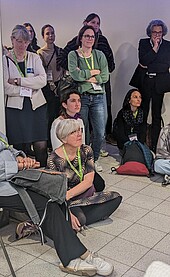 Gruppe von Zuhörerinnen