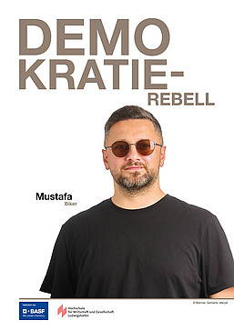 Mustafa Demokratierebell