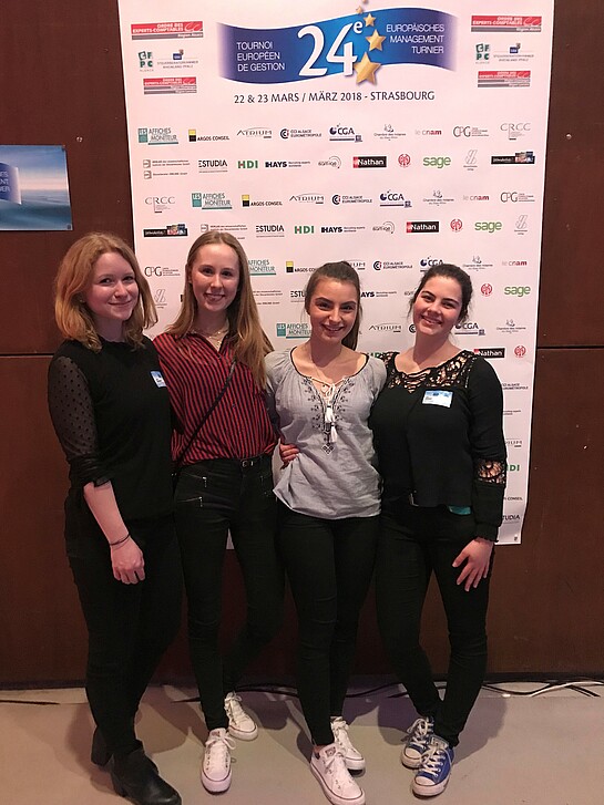 IBA Studierende in Straßburg IBA Studierende in Straßburg