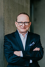 Prof. Dr. Klaus Blettner, Dekan Fachbereich Marketing und Personalmanagement