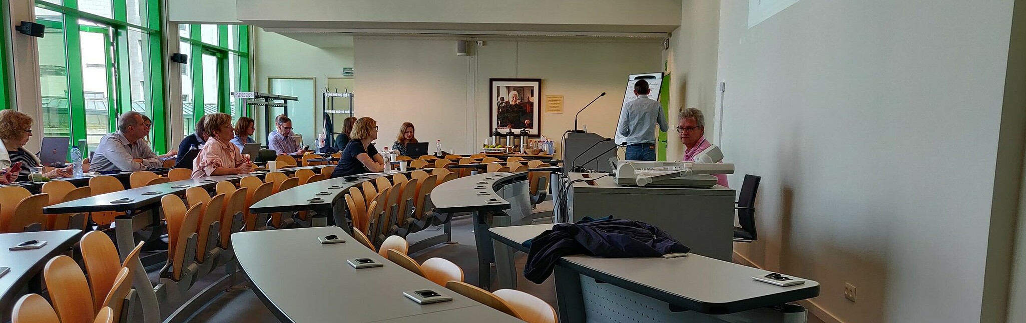 Die Teilnehmerinnen und Teilnehmer des Working Meetings des ETAP-Netzwerks an der Odisee University of Applied Sciences in Brüssel Die Teilnehmerinnen und Teilnehmer des Working Meetings des ETAP-Netzwerks an der Odisee University of Applied Sciences in Brüssel