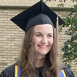 Anna-Marie Freitag bei ihrem Abschluss