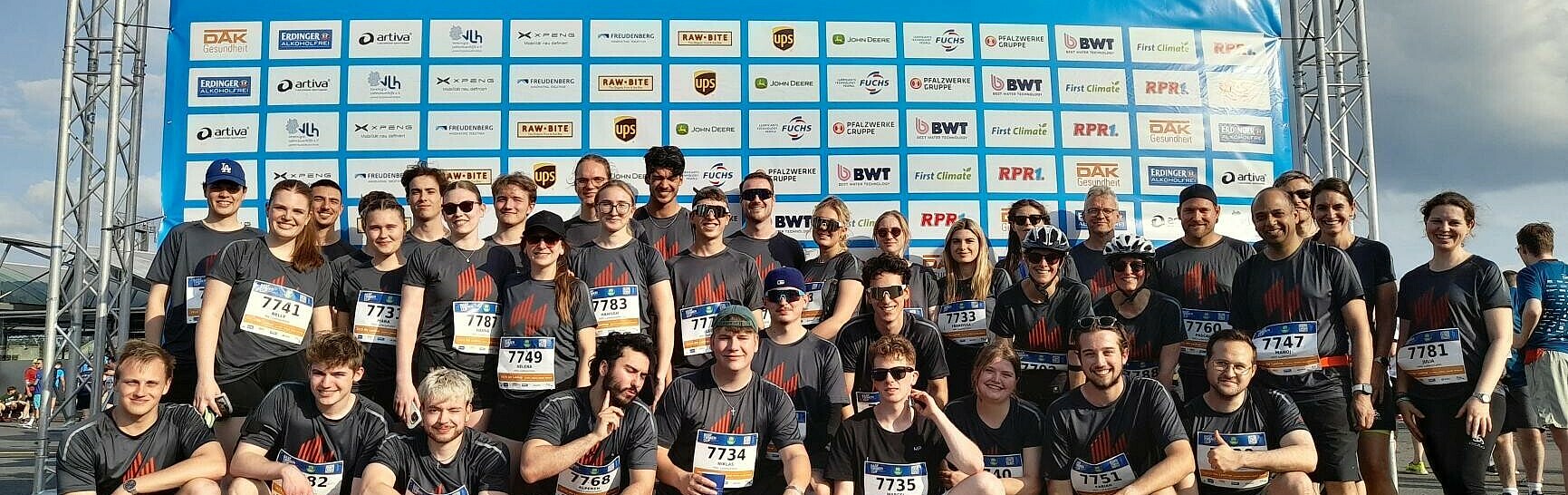 HWG LU-Gruppenfoto: Beste Stimmung beim BASF-Firmencup