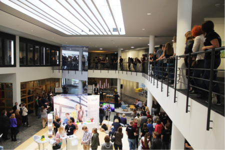 Begrüßung im Internationalen Schulungszentrum zur Nacht der Ausbildung bei der SAP SE Begrüßung im Internationalen Schulungszentrum zur Nacht der Ausbildung bei der SAP SE