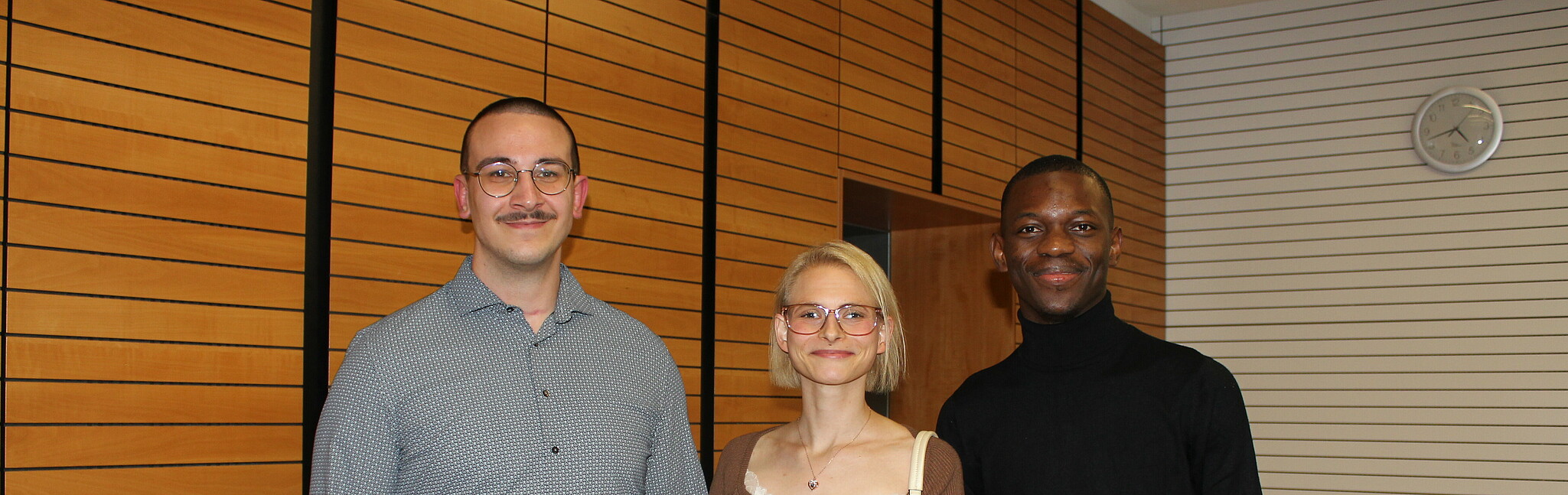 241030_Gruppenbild_DAAD-Ehrenamtspreis Gruppenbild der drei Preisträger